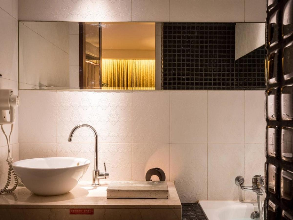 Liti Motel Taizhong Zewnętrze zdjęcie