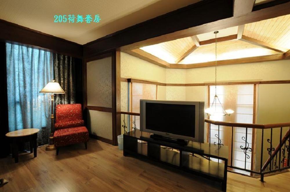 Liti Motel Taizhong Zewnętrze zdjęcie