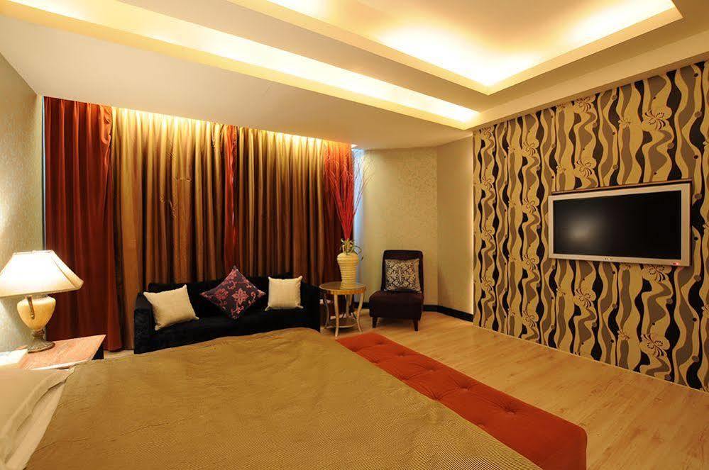 Liti Motel Taizhong Zewnętrze zdjęcie